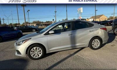 2019 Hyundai Accent SE AND SEL