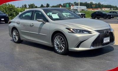 2019 Lexus ES 350