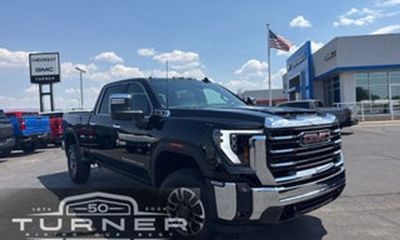 2025 GMC Sierra HD Denali