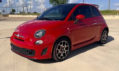 2013 Fiat 500 500T Sport