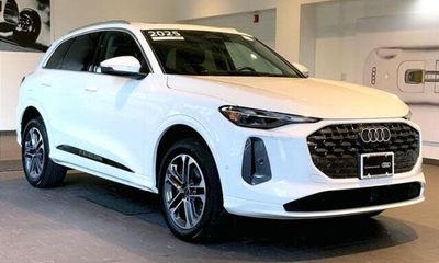 2025 Audi Q5 Quattro Premium