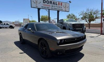 2019 Dodge Challenger SXT