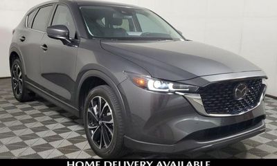 2023 Mazda CX-5 Premium Package