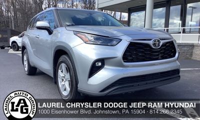 2022 Toyota Highlander LE