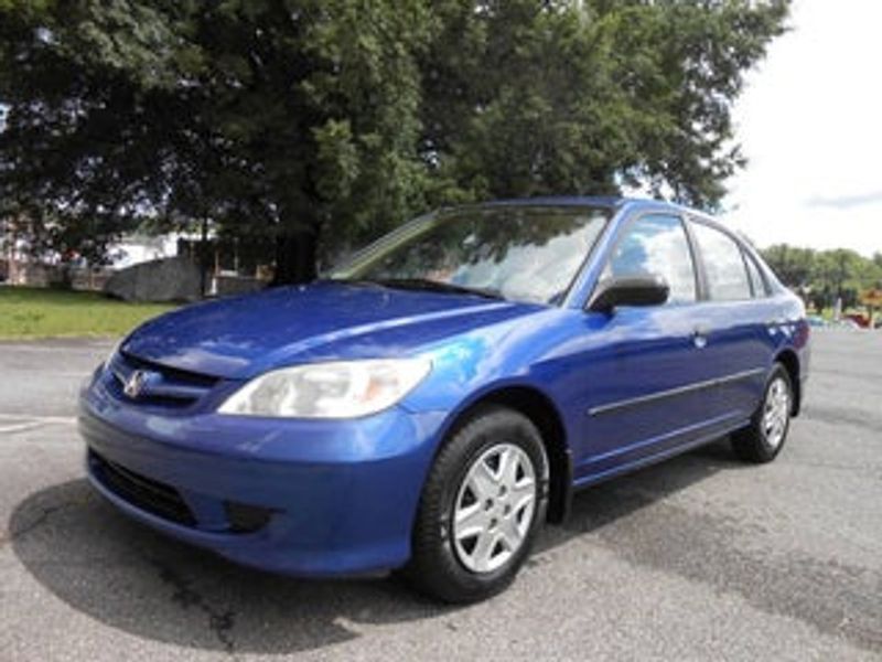 2004 Honda Civic — a typically priced live listing