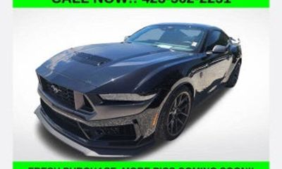 2025 Ford Mustang Dark Horse