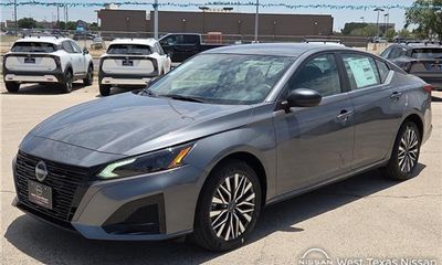2026 Nissan Altima SV
