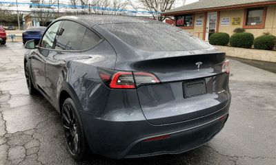 2021 Tesla Model Y Long Range