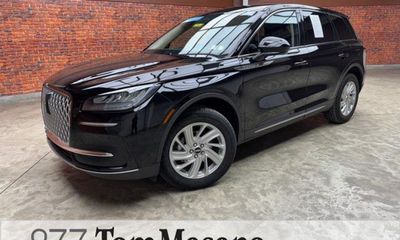 2023 Lincoln Corsair Standard