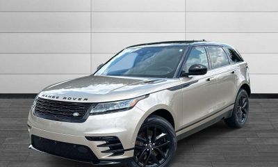 2026 Land Rover Range Velar P400 Dynamic SE