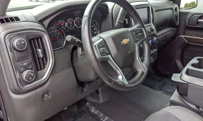 2020 Chevrolet Silverado LT