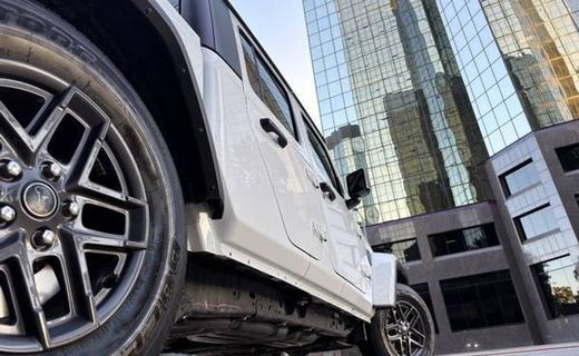 2024 Jeep Gladiator Sport