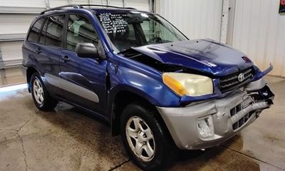 2003 Toyota RAV4 Base