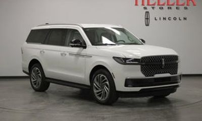 2027 Lincoln Navigator L Reserve