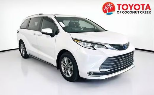 2025 Toyota Sienna Limited