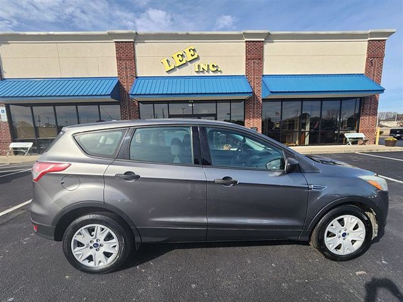 2014 Ford Escape — a typically priced live listing