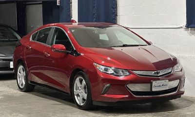 2018 Chevrolet Volt LT