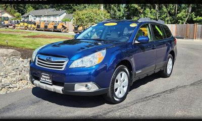 2010 Subaru Outback Premium 6CD HK