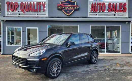 2017 Porsche Cayenne Platinum