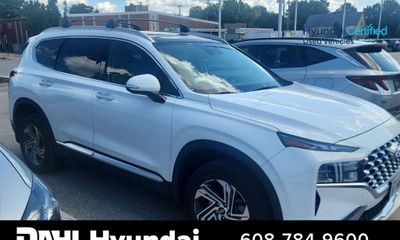 2023 Hyundai Santa FE SEL Premium