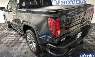 2023 GMC Sierra Denali