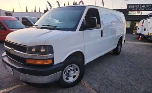 2019 Chevrolet Express 2500