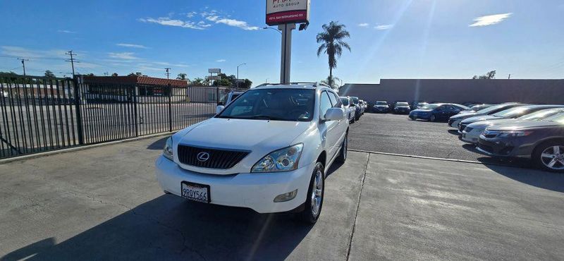 2007 Lexus RX — a typically priced live listing