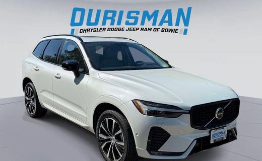 2024 Volvo XC60 Plus Dark
