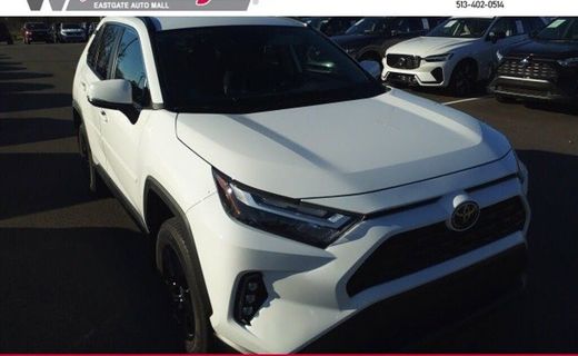 2024 Toyota RAV4 XLE
