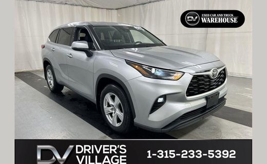2022 Toyota Highlander LE