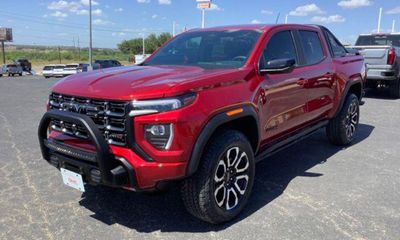 2026 GMC Canyon AT4