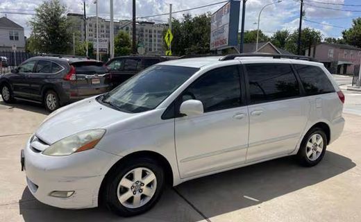 2008 Toyota Sienna XLE