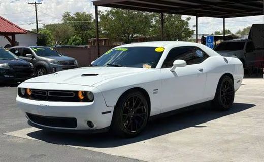 2015 Dodge Challenger SXT Plus