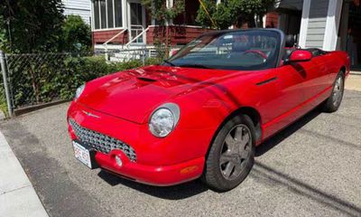 2002 Ford Thunderbird Base
