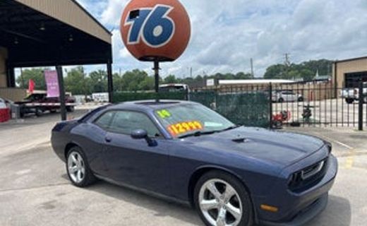 2014 Dodge Challenger Base