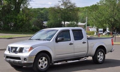 2008 Nissan Frontier LE