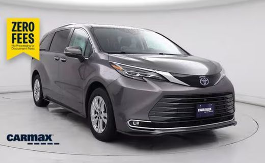 2024 Toyota Sienna Platinum