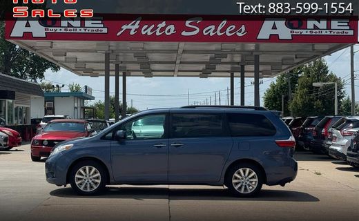 2015 Toyota Sienna XLE
