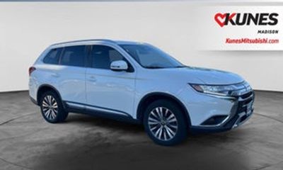 2020 Mitsubishi Outlander