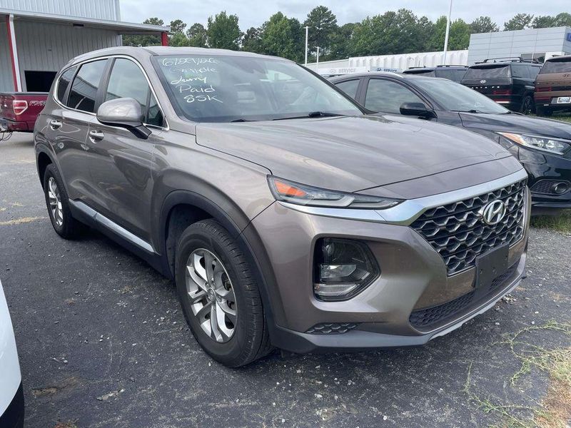 2019 Hyundai Santa Fe — a typically priced live listing