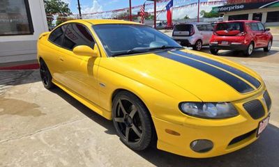 2004 Pontiac GTO Base