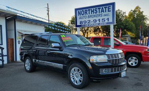 2014 Lincoln Navigator L