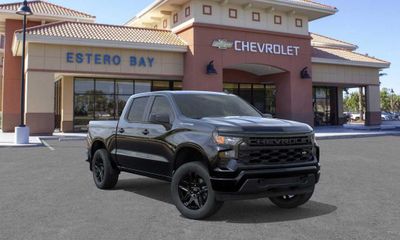 2026 Chevrolet Silverado Custom