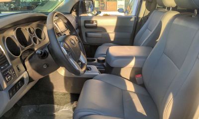 2016 Toyota Sequoia Limited Grade