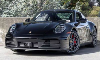 2026 Porsche 911 Carrera S 4S