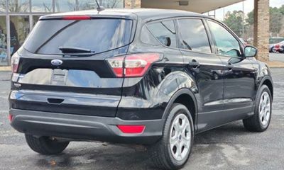 2017 Ford Escape S