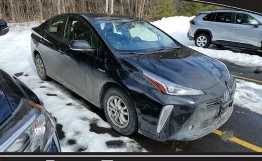 2020 Toyota Prius LE