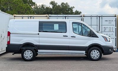 2025 Ford Transit LOW Roof