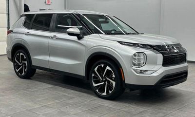 2024 Mitsubishi Outlander