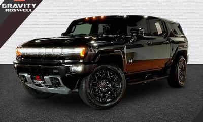 2025 GMC Hummer EV SUV 2X